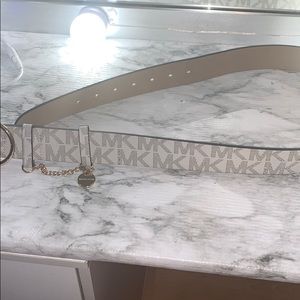 Micheal kors belt